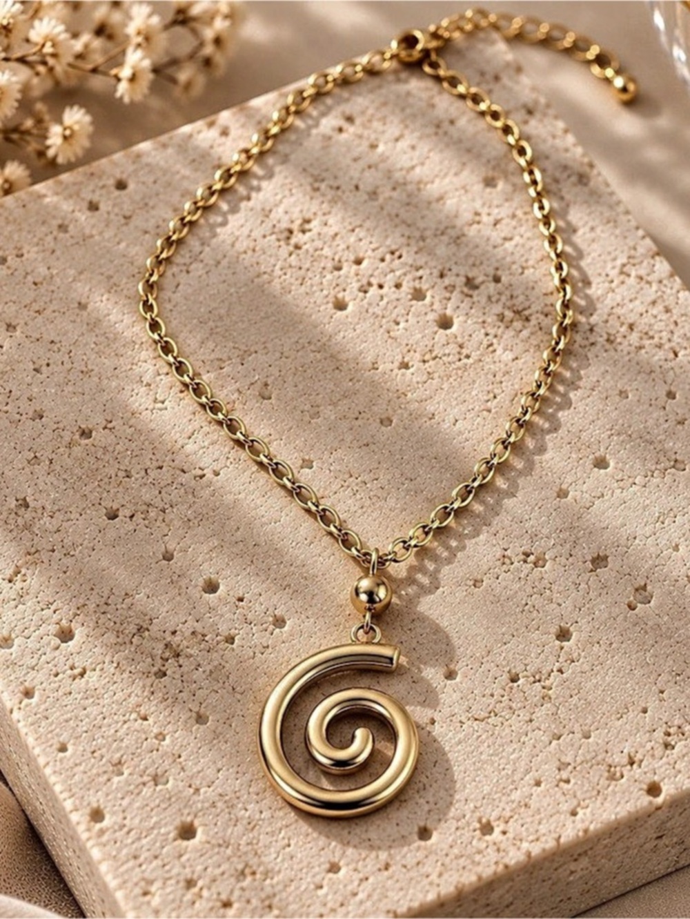 Stainless steel Gold Spiral Pendant Necklace New